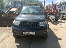 Легковой автомобиль УАЗ UAZ Patriot