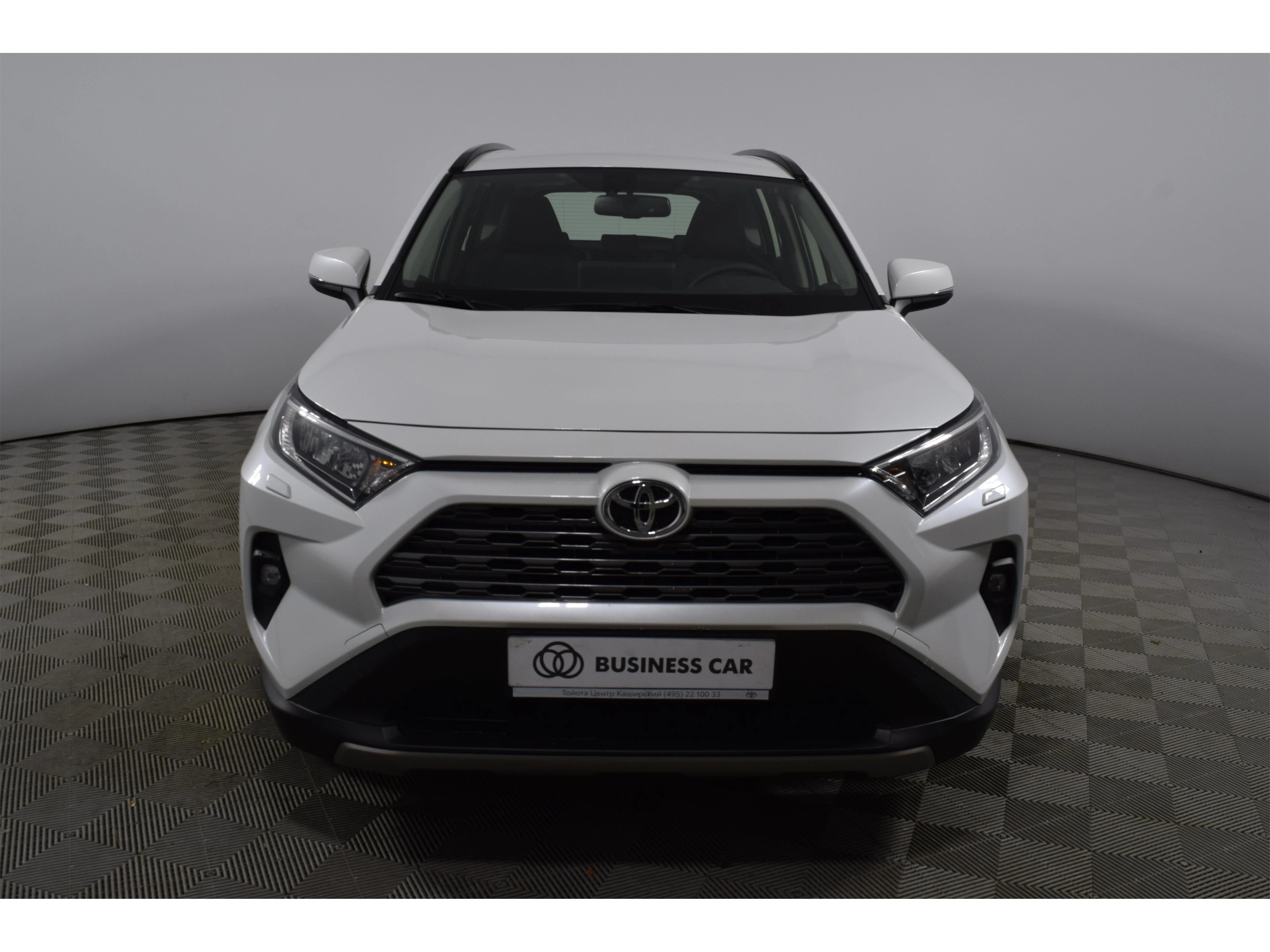 Toyota RAV4 Премиум 2.0 CVT 4WD белый 1.987 л бензин 175 л.с. автомат  полный привод от 85510 руб/мес в лизинг для юридических лиц | СберЛизинг